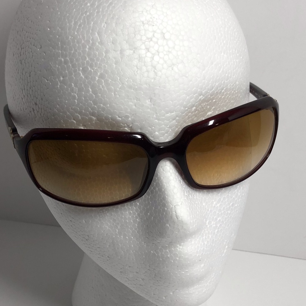 Woman’s D & G sunglasses